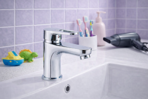 Змішувач HK Ø35 для раковини литий на гайці Aquatica HK-1A130C 